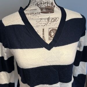 Club Monaco Blue and White Striped V-Neck Sweater Wool Sweater—Size Medi…